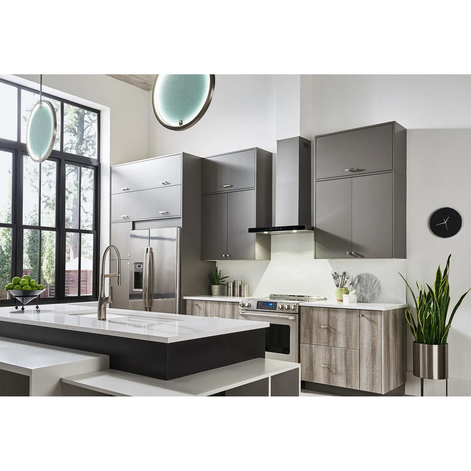 Broan BWT1304SSB Broan 30-Inch Convertible Wall-Mount T-Style Chimney Range Hood. 450 Max Cfm. Stainless Steel W/Black Glass