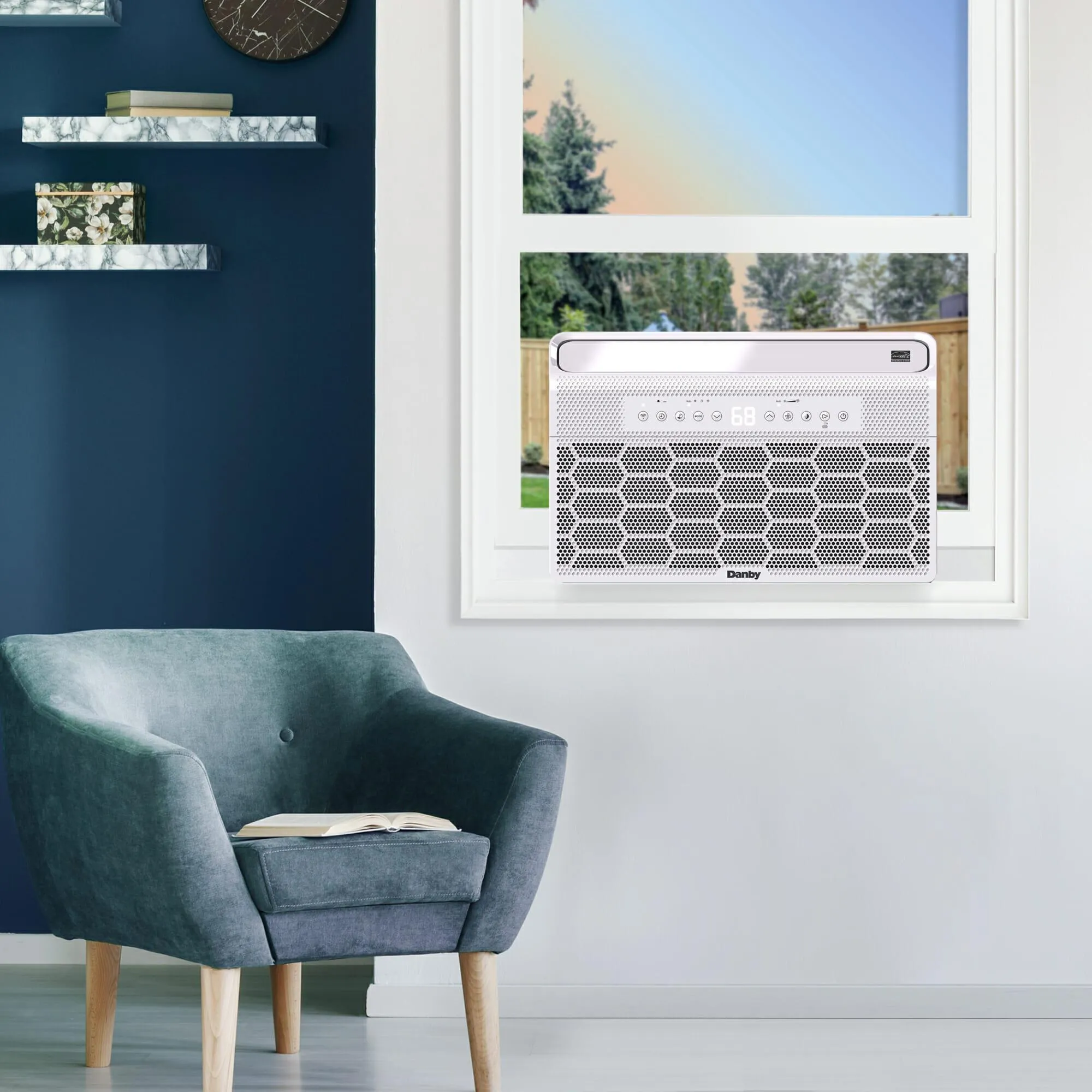 Danby DAC080B7IWDB6 Danby 8.000 Btu Window Ac In White