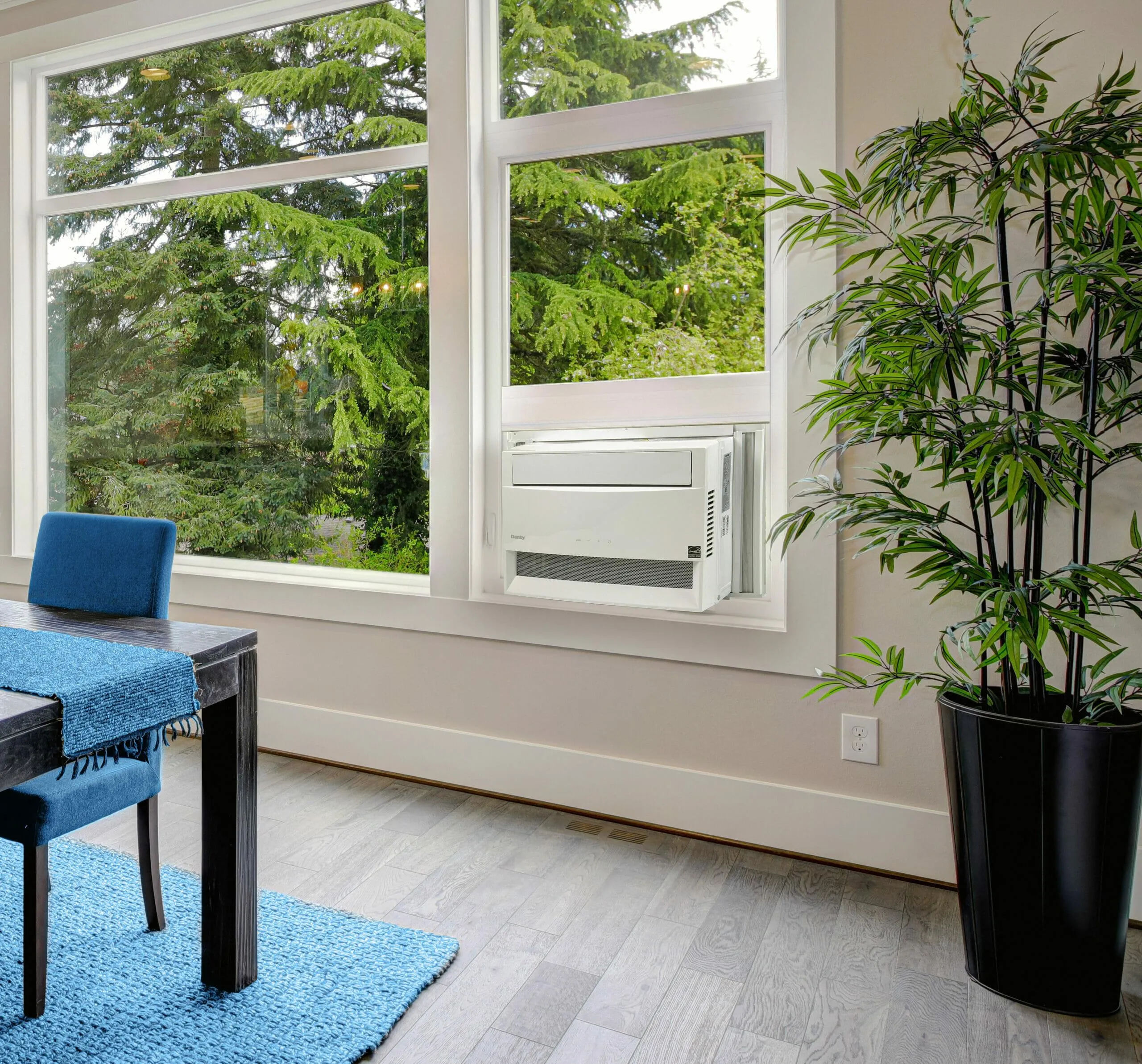 Danby DAC120B6WDB6 Danby 12.000 Btu Window Ac In White