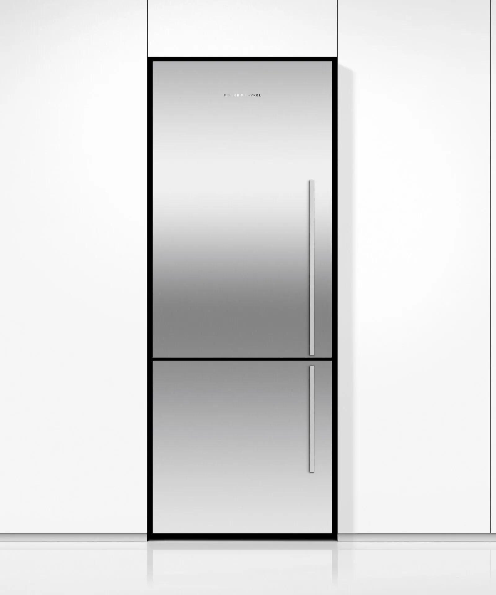 Fisher & Paykel RF135BDLJX4 Freestanding Refrigerator Freezer. 25. 13.5 Cu Ft. Ice