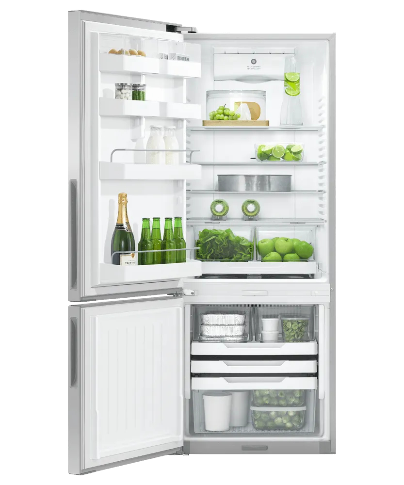 Fisher & Paykel RF135BLPJX6N Freestanding Refrigerator Freezer. 25. 13.5 Cu Ft. Ice