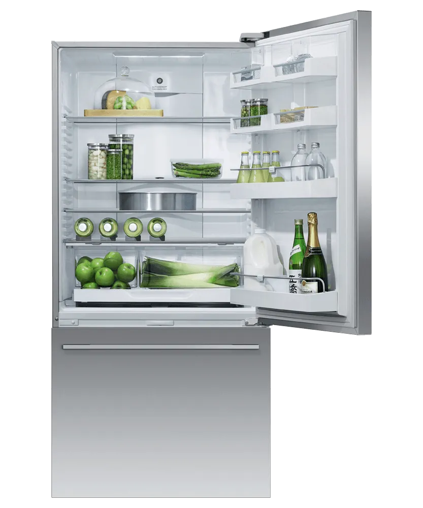 Fisher & Paykel RF170WDRJX5 Freestanding Refrigerator Freezer. 32. 17.1 Cu Ft. Ice