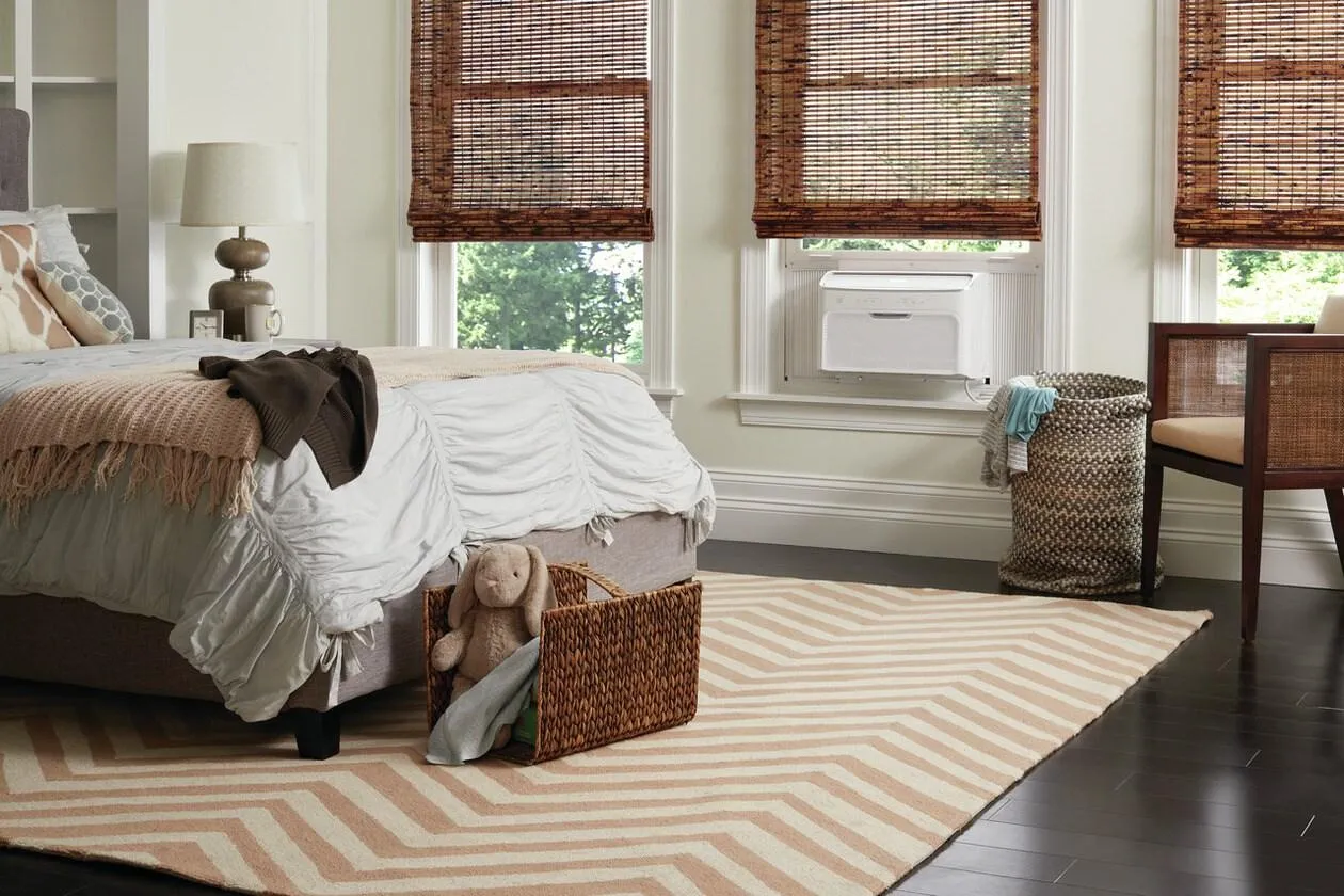 Frigidaire GHWQ123WC1 Frigidaire Gallery 12.000 Btu Inverter Quiet Temp Smart Room Air Conditioner
