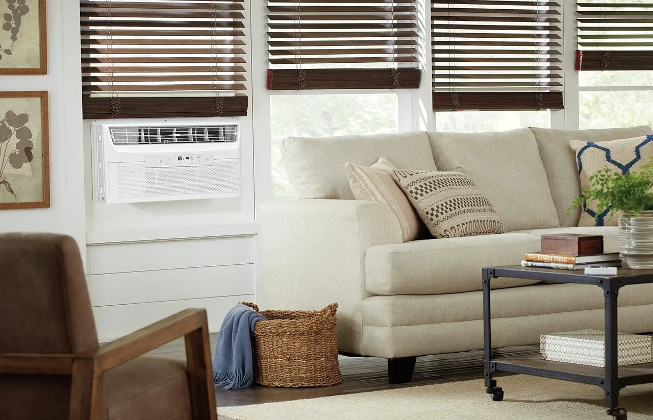 Frigidaire GHWW063WB1 Frigidaire Gallery 6.000 Btu Quiet Temp Smart Room Air Conditioner
