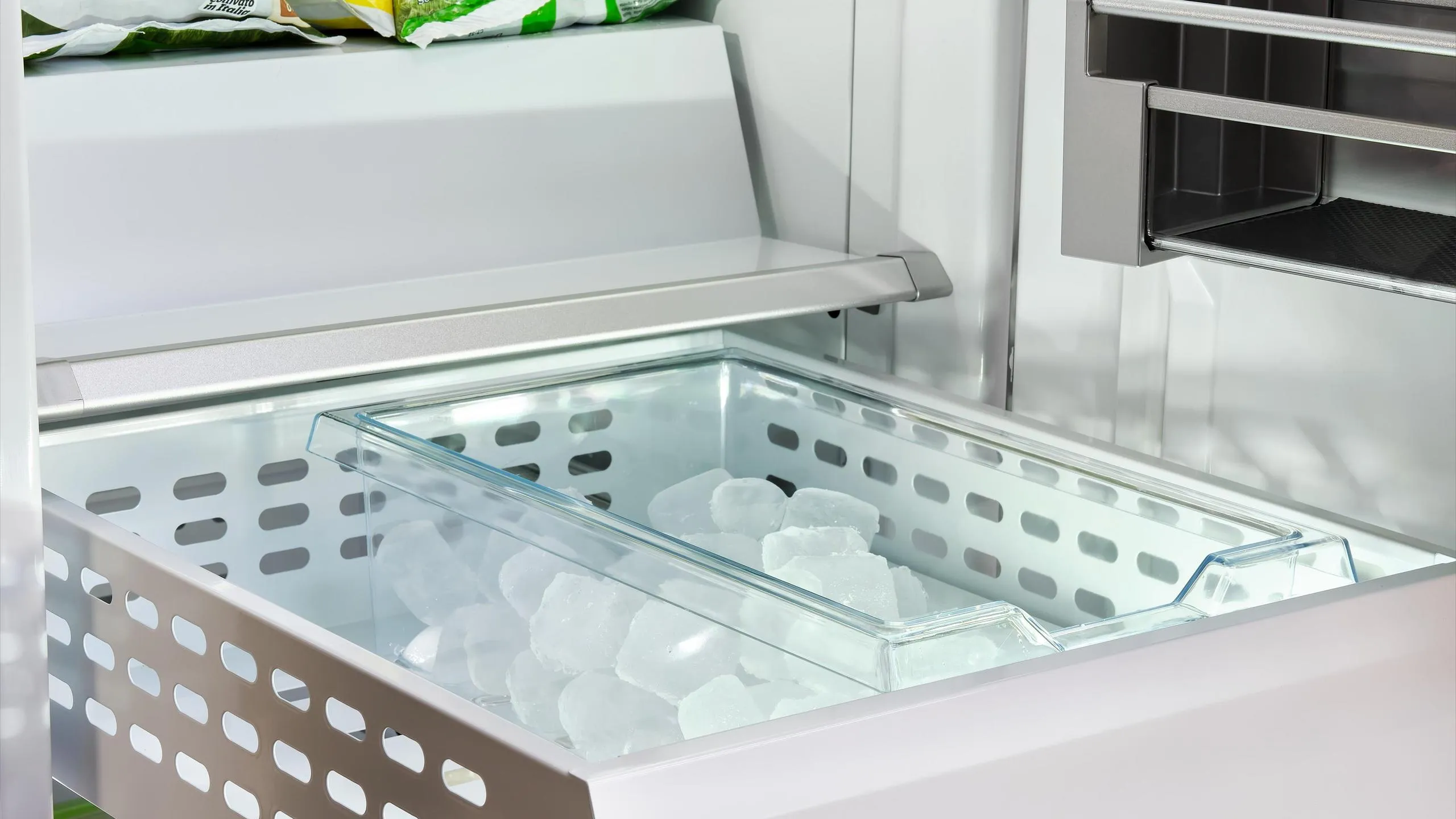 Fulgor Milano F7SFC24S1R 24 Freezer Column