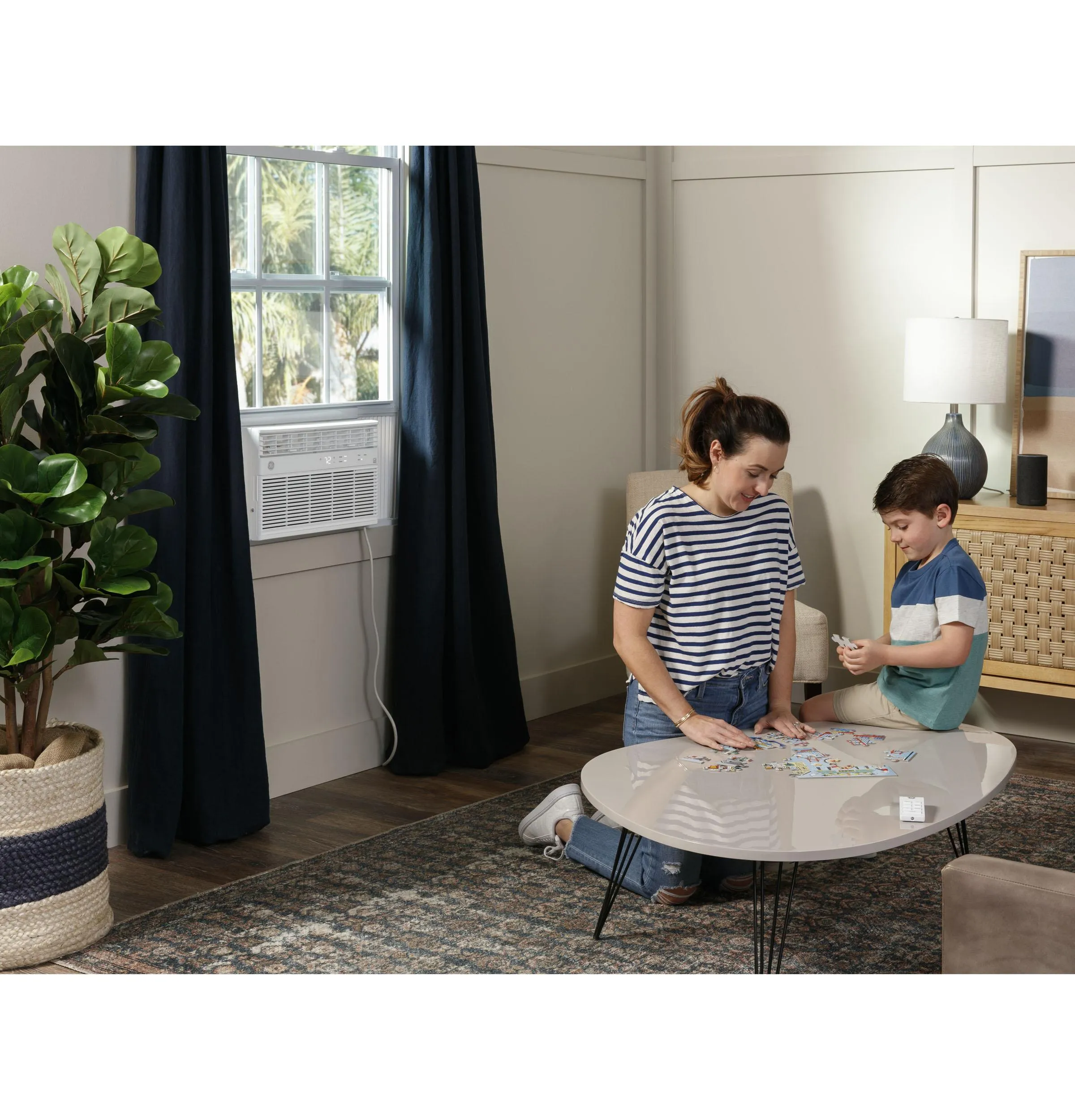 Ge Appliances AHE18DZ Ge 18.000 Btu Heat/Cool Electronic Window Air Conditioner For Extra-Large Rooms Up To 1000 Sq. Ft.