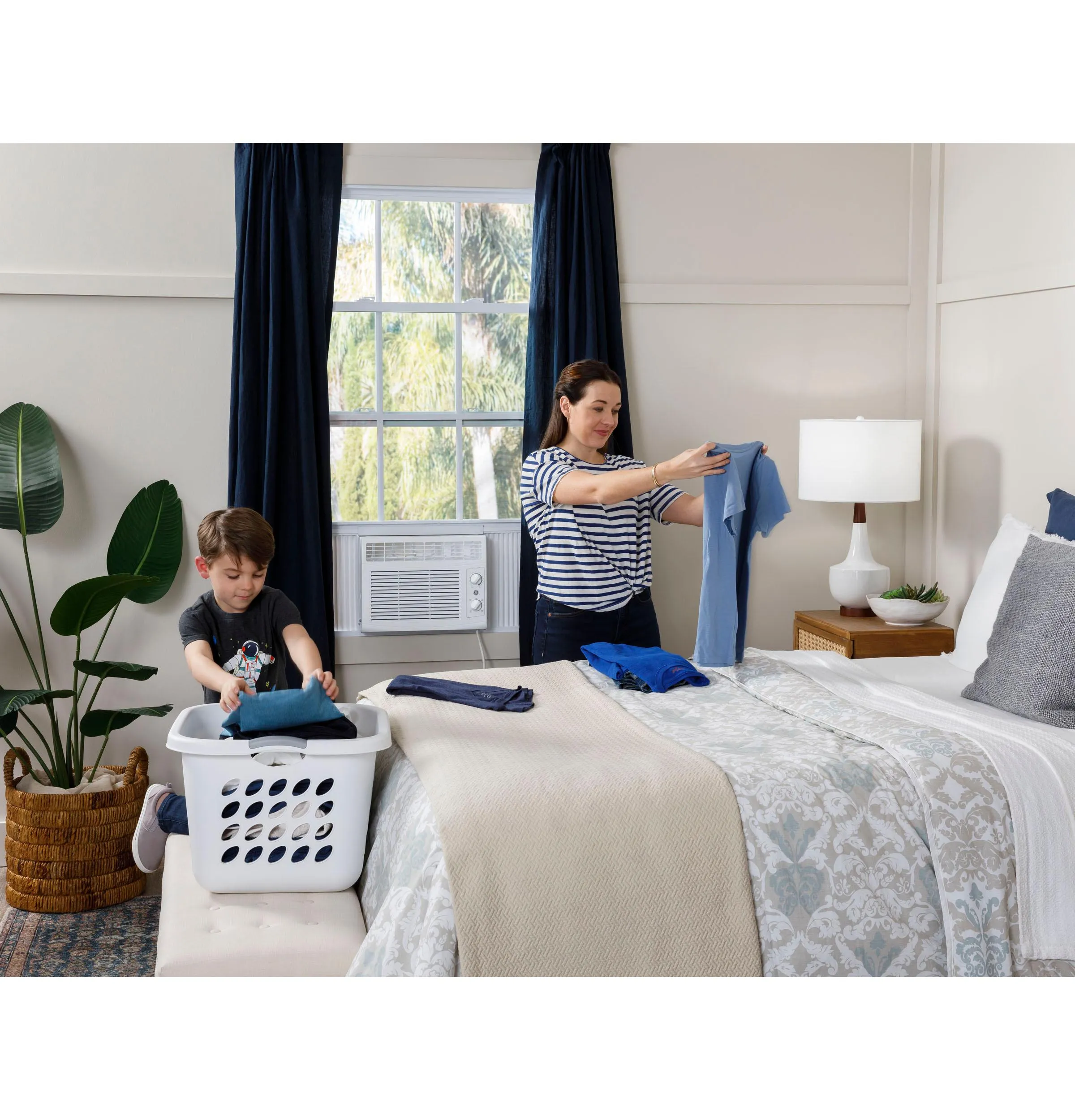 Ge Appliances AHEC05AC Ge 5.000 Btu Mechanical Window Air Conditioner For Small Rooms Up To 150 Sq Ft.