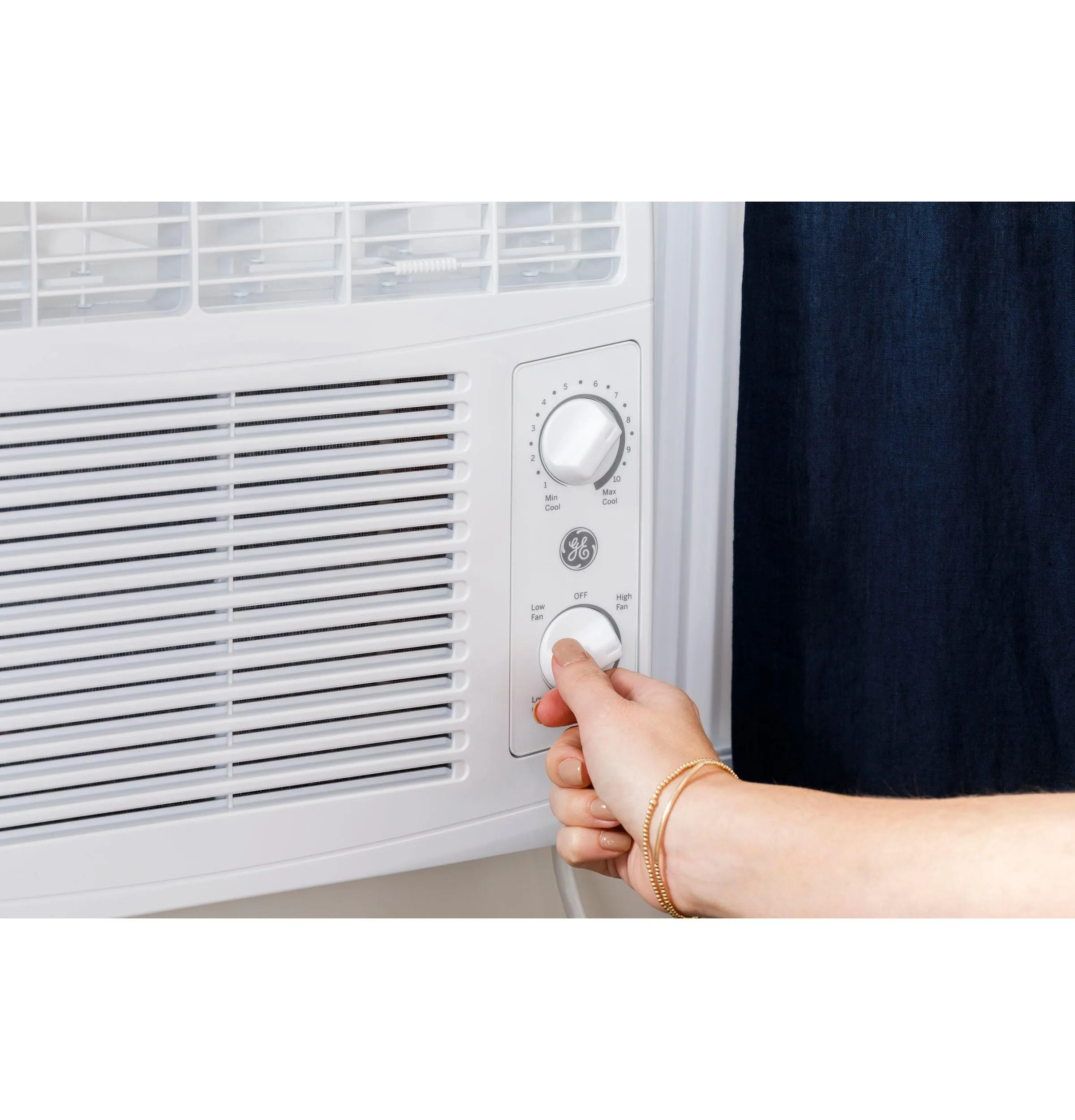 Ge Appliances AHEC05AC Ge 5.000 Btu Mechanical Window Air Conditioner For Small Rooms Up To 150 Sq Ft.