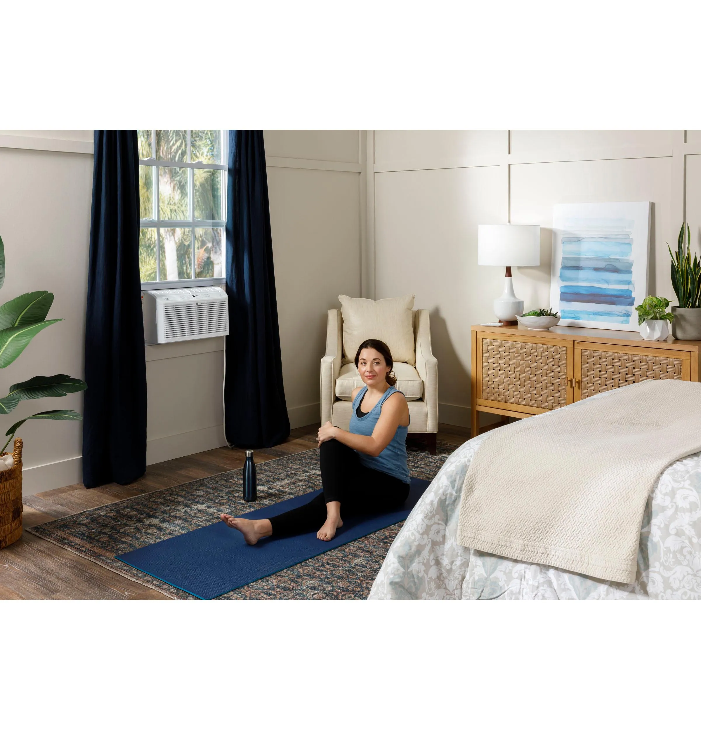 Ge Appliances AHEL08BB Ge 8.000 Btu Ultra Quiet Window Air Conditioner For Medium Rooms Up To 350 Sq. Ft.