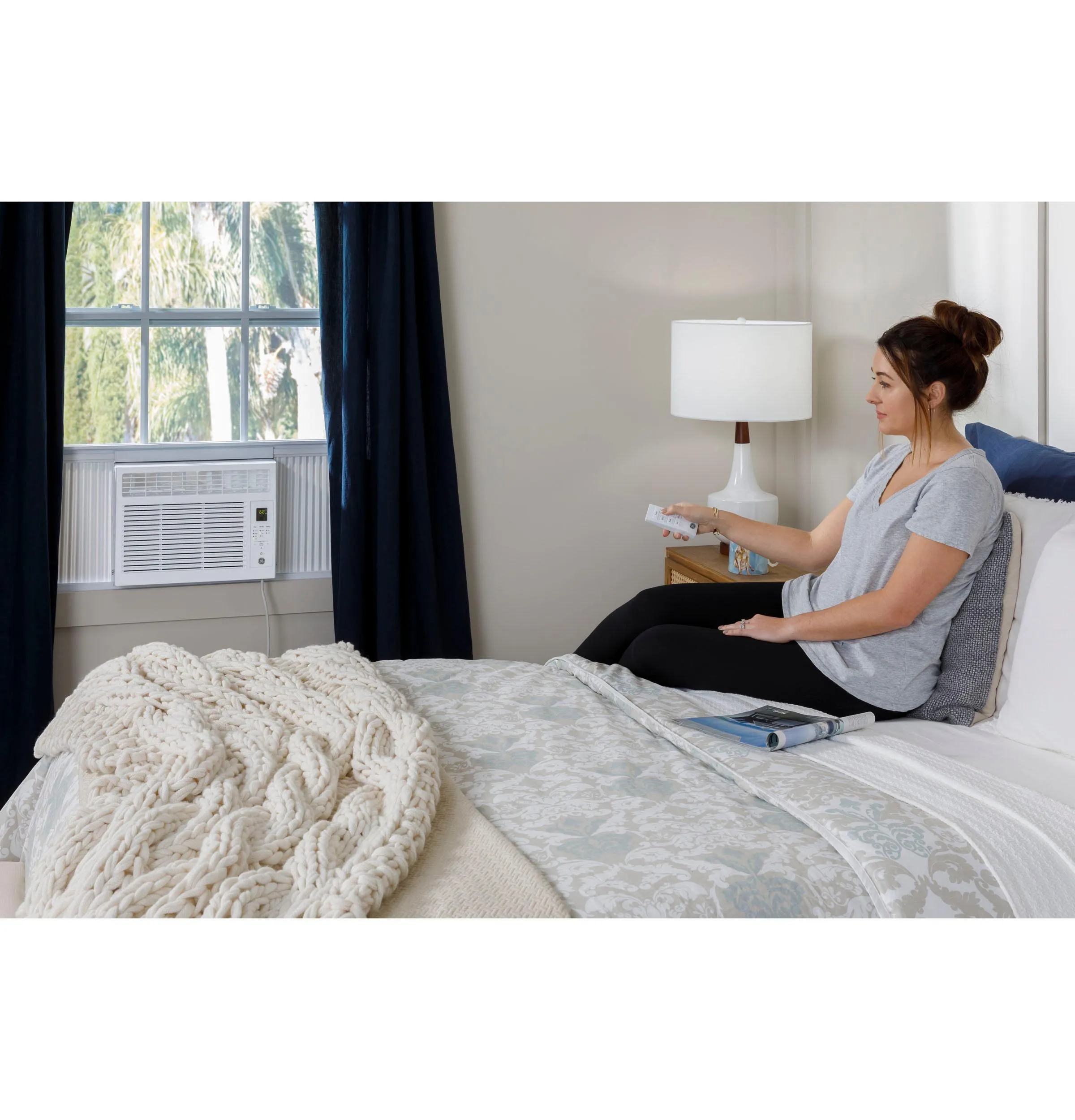 Ge Appliances AHW05LZ Ge 5.000 Btu Electronic Window Air Conditioner For Small Rooms Up To 150 Sq Ft.