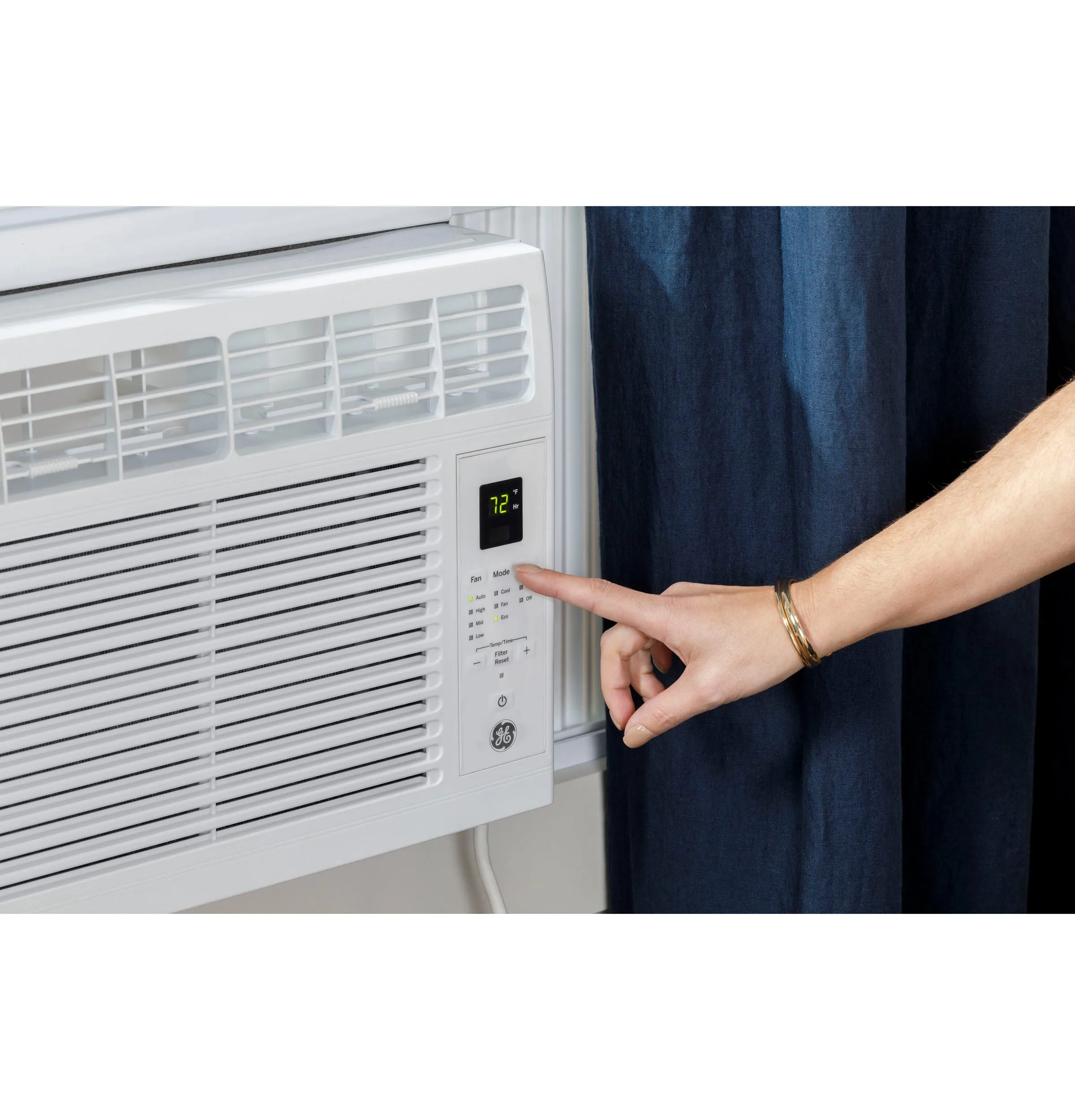 Ge Appliances AHW06LZ Ge 6.000 Btu Electronic Window Air Conditioner For Small Rooms Up To 250 Sq Ft.