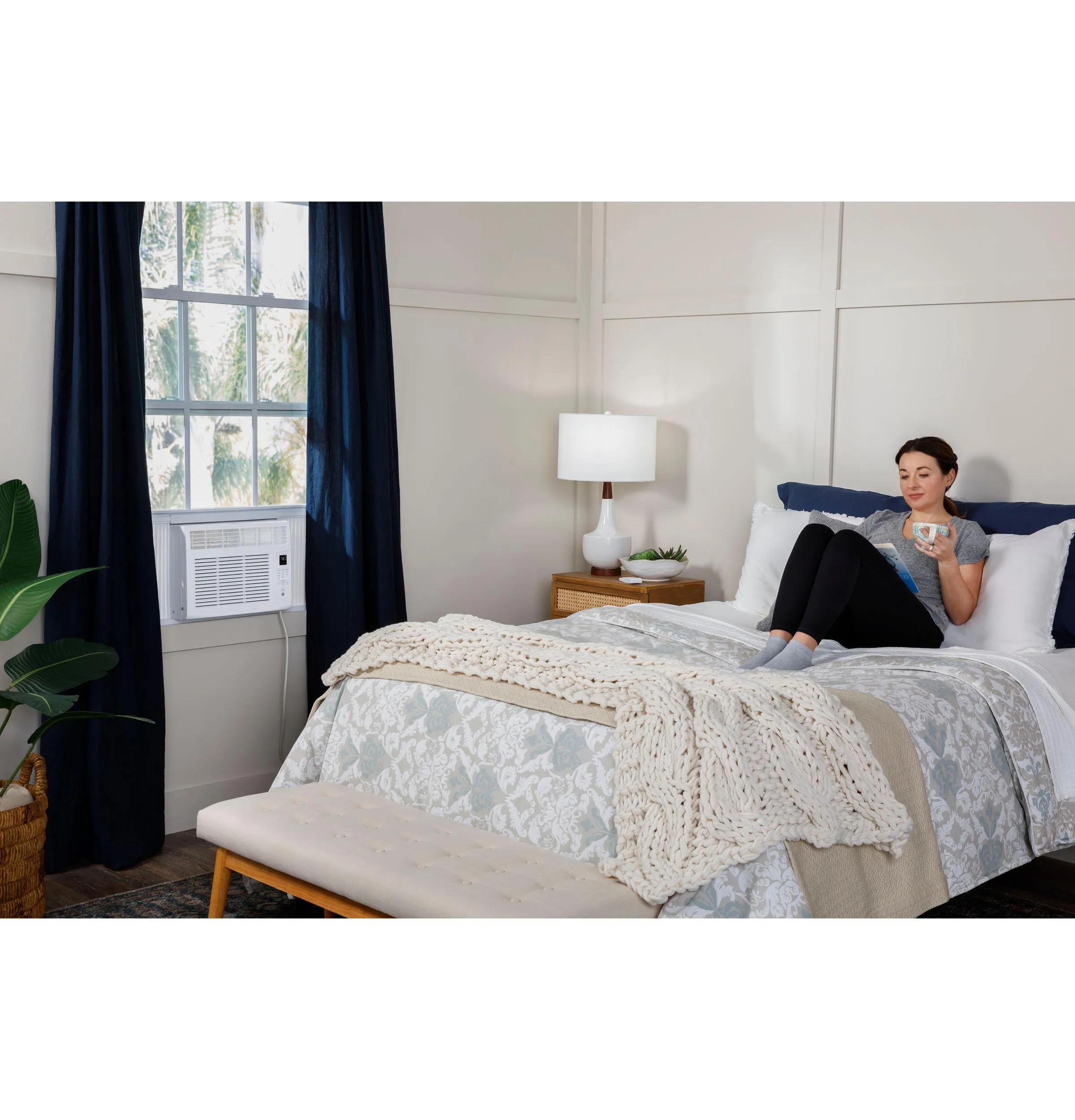 Ge Appliances AHW06LZ Ge 6.000 Btu Electronic Window Air Conditioner For Small Rooms Up To 250 Sq Ft.