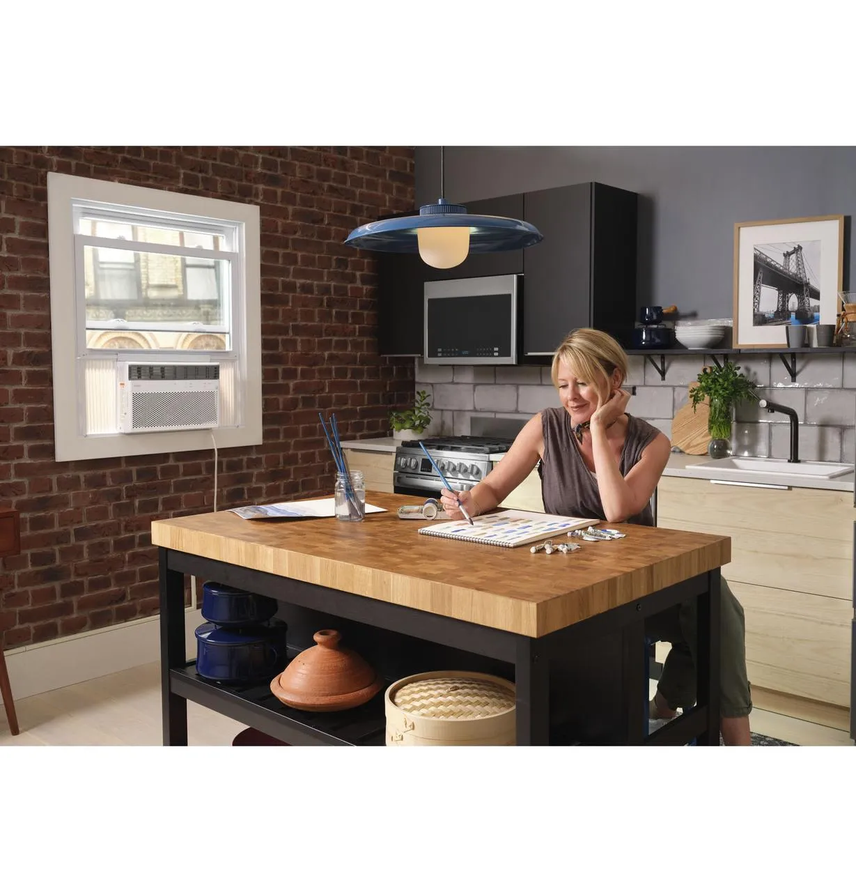 Haier QHEK08AC Haier 8.000 Btu Smart Electronic Window Air Conditioner For Medium Rooms Up To 350 Sq. Ft.