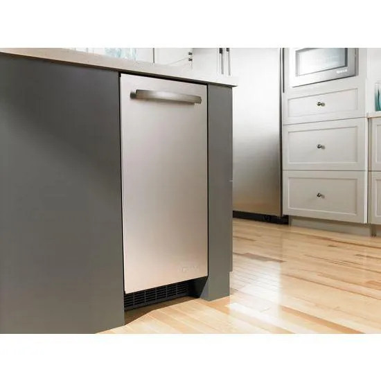 Jennair JIM158XYRS Jenn-Air Euro-Style 15? Under Counter Ice Machine - Stainless Steel
