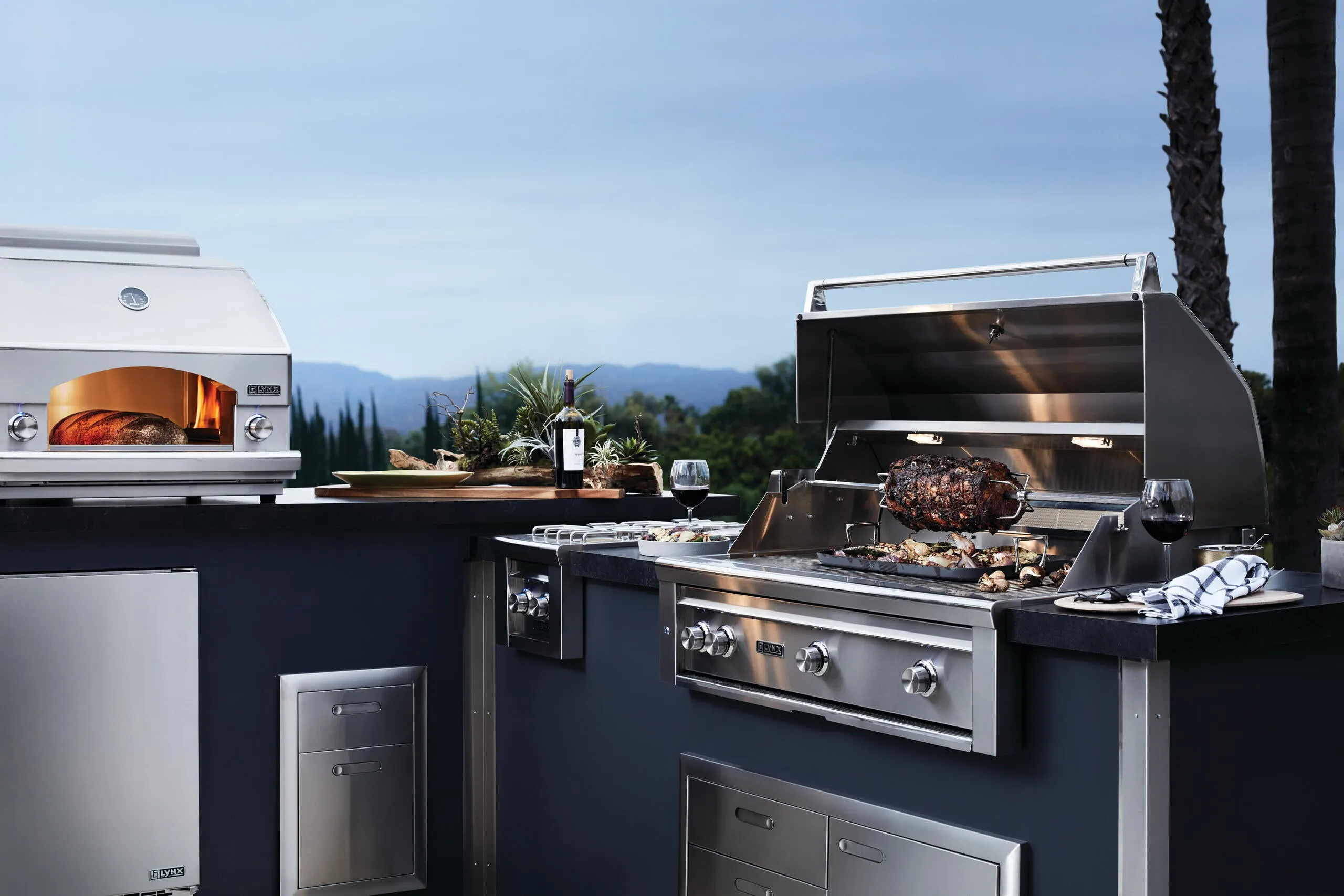 Lynx CCLPZA Napoli Outdoor Oven&#8482; Carbon Fiber Vinyl Cover (Countertop)