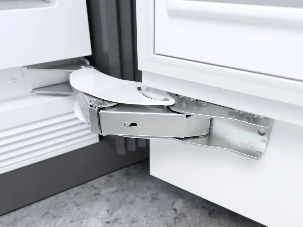 Miele F2412SF F 2412 Sf - Mastercool&#8482; Freezer For High-End Design And Technology On A Large Scale.