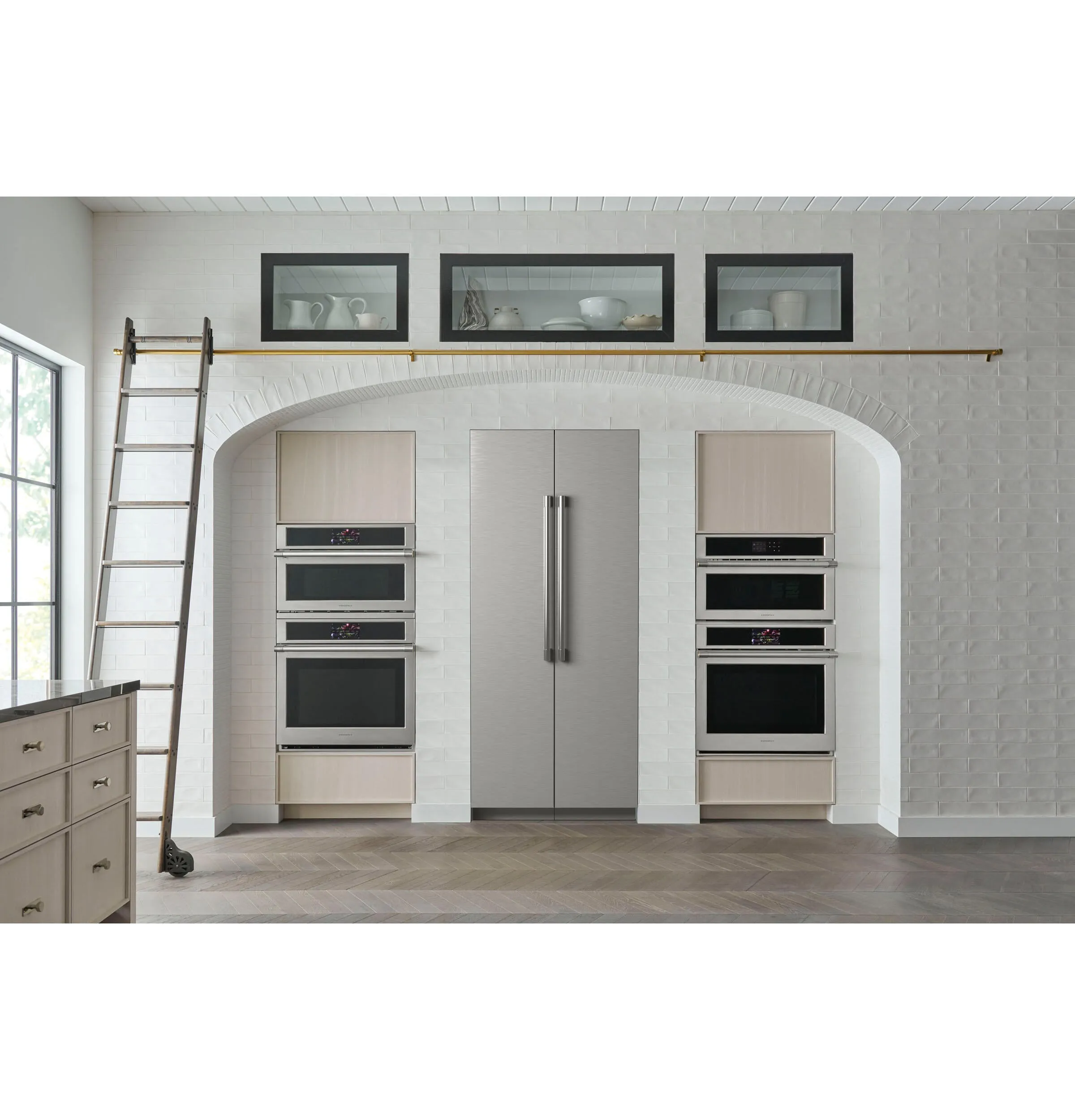 Monogram ZIF181NBRII Monogram 18 Smart Integrated Column Freezer
