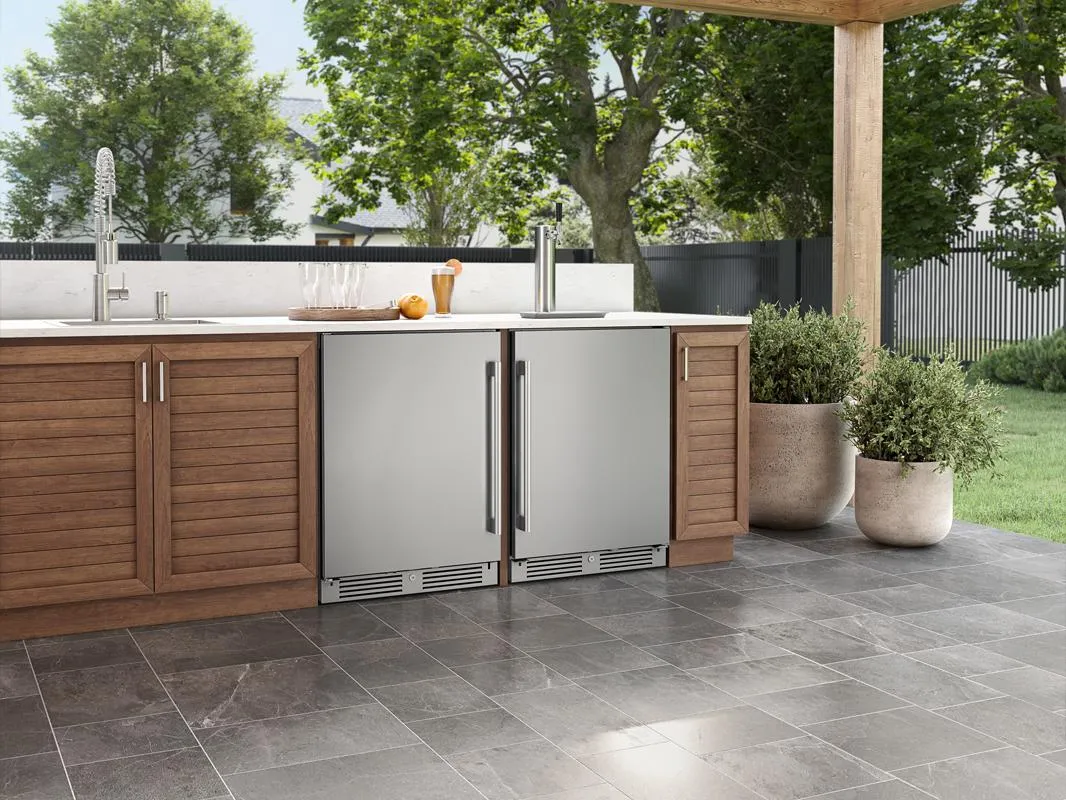 Zephyr PRKB24C01ASOD 24 Outdoor Kegerator & Beverage Cooler