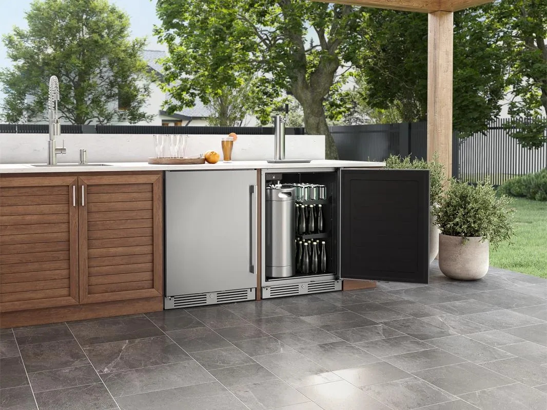 Zephyr PRKB24C01ASOD 24 Outdoor Kegerator & Beverage Cooler
